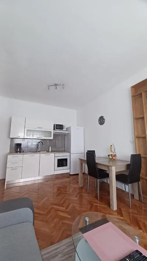 Apartman Dora Apartment Pula